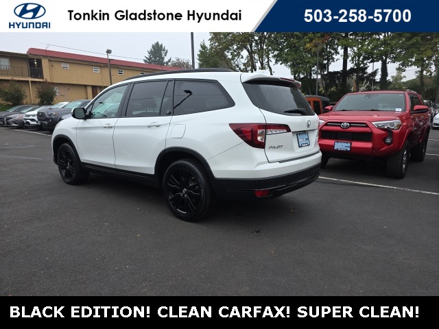 2022 Honda Pilot Black Edition photo 4