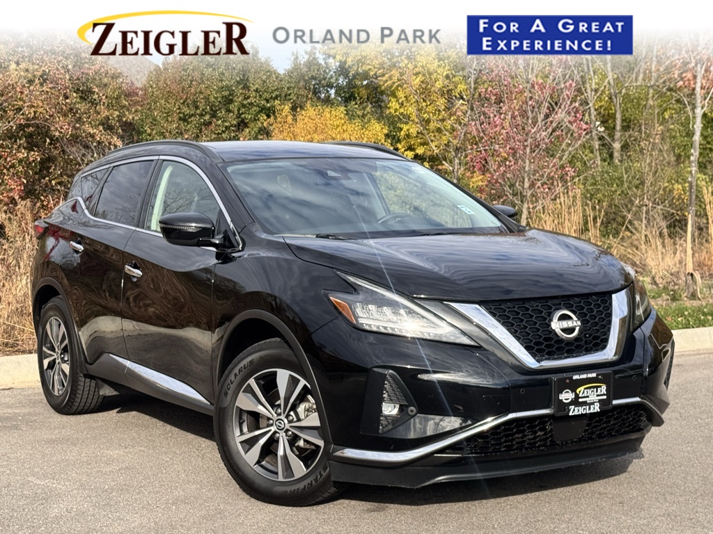 2023 Nissan Murano SV's photo