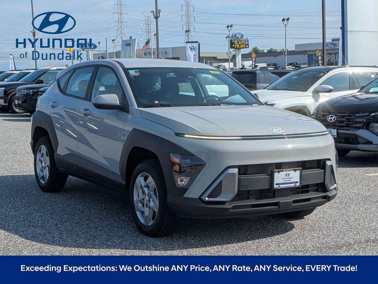 2026 Hyundai Kona SE photo 3