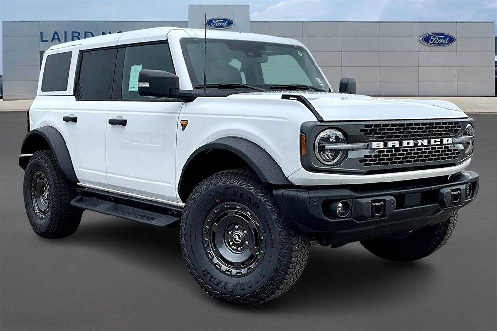 2025 Ford Bronco Badlands photo 2