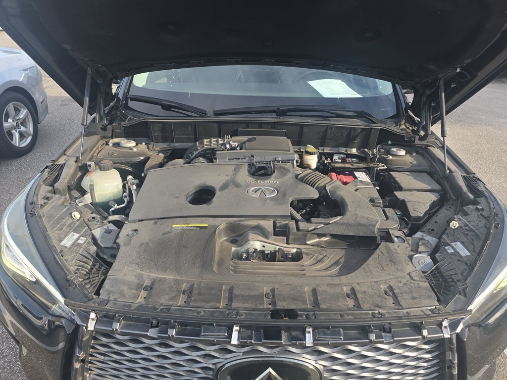 2021 Infiniti QX50 Luxe AWD photo 17