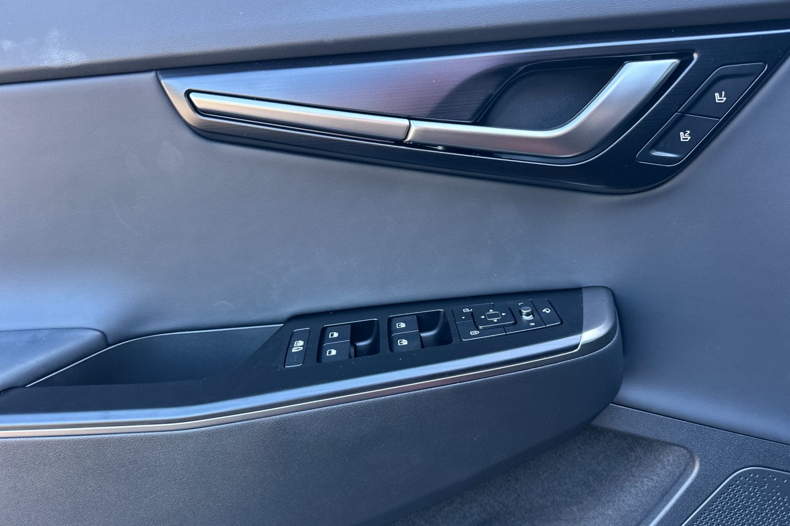 2025 Kia EV6 Light Wind photo 7