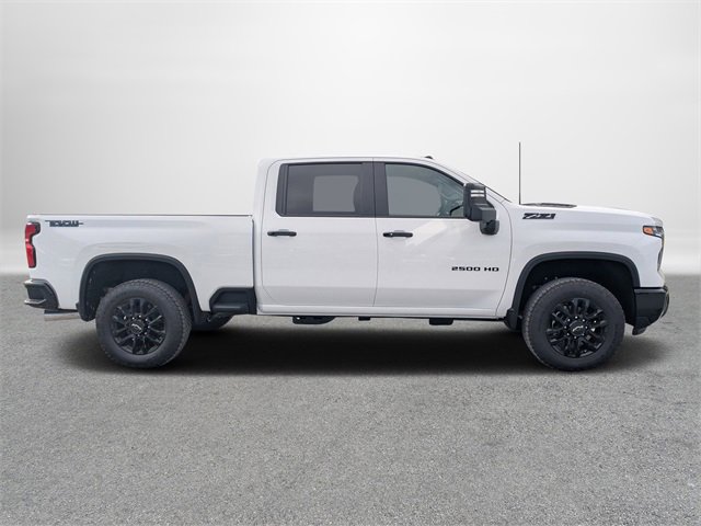 2026 Chevrolet Silverado 2500HD LT photo 3