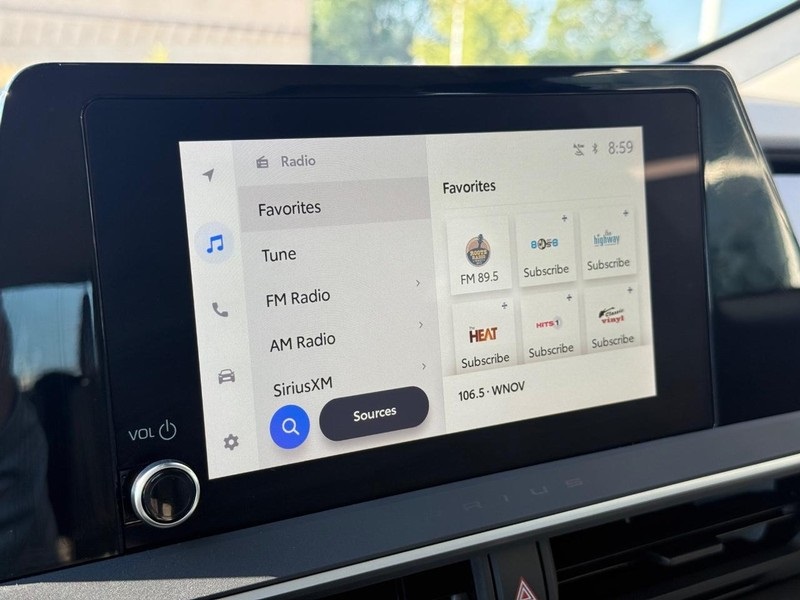 2024 Toyota Prius LE photo 23