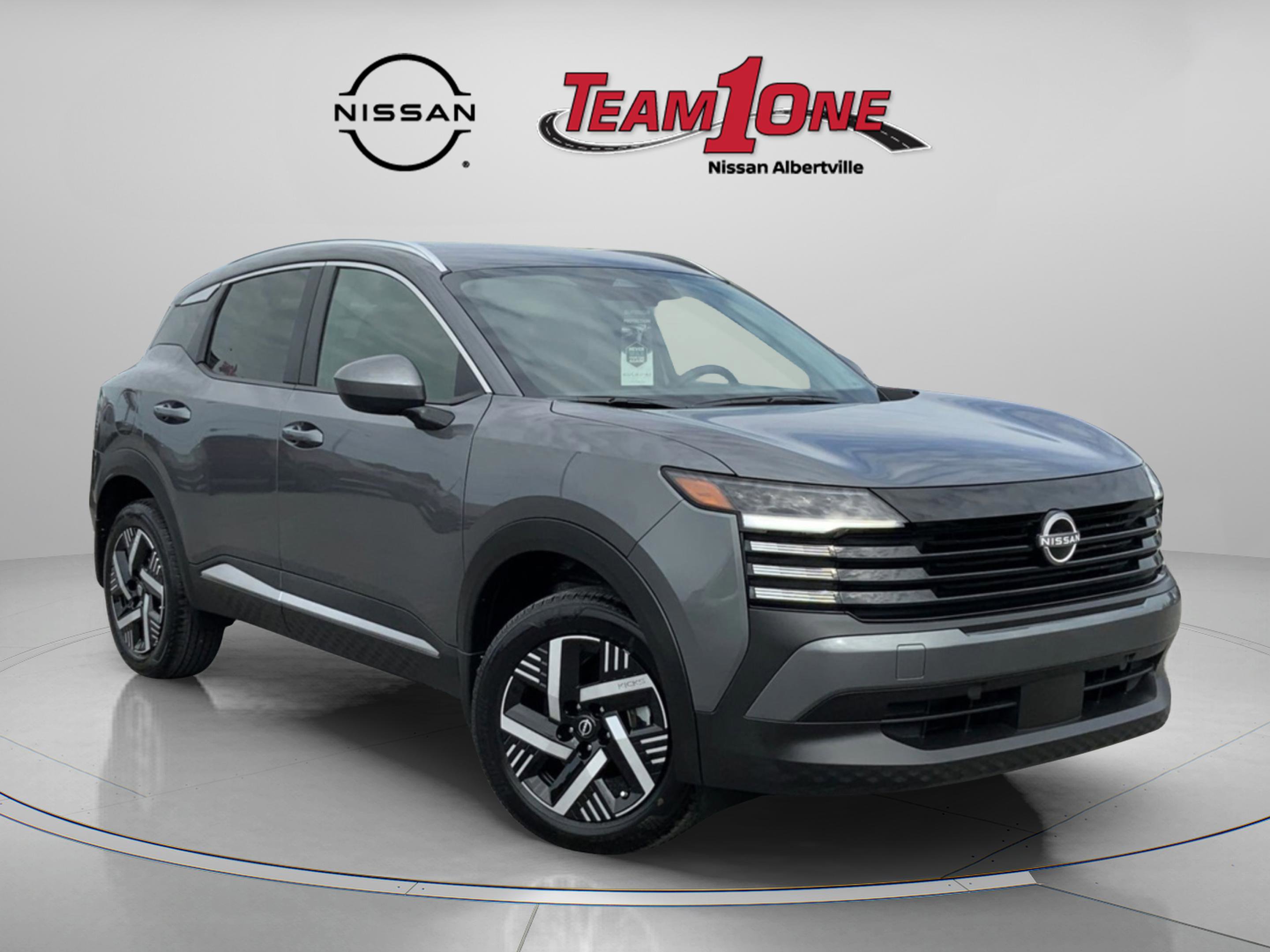 2025 Nissan Kicks SV's photo