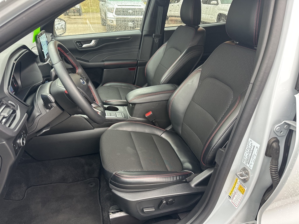 Used 2025 Ford Escape ST-Line Select with VIN 1FMCU9NA8SUA83157 for sale in Winona, Minnesota