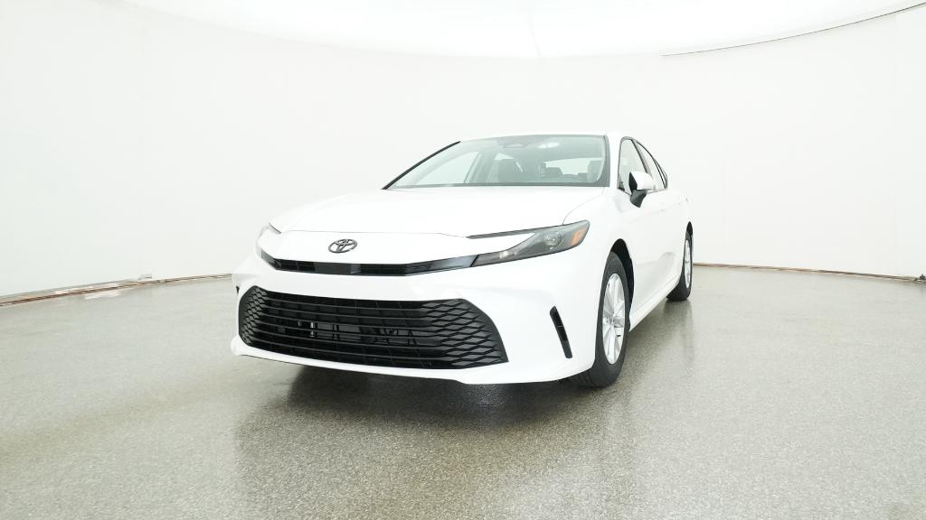 2026 Toyota Camry LE photo 4