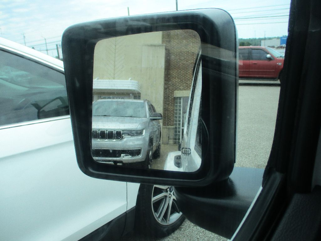2023 Jeep Wrangler 4xe Sahara photo 15