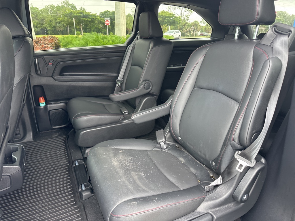 2024 Honda Odyssey Sport photo 3