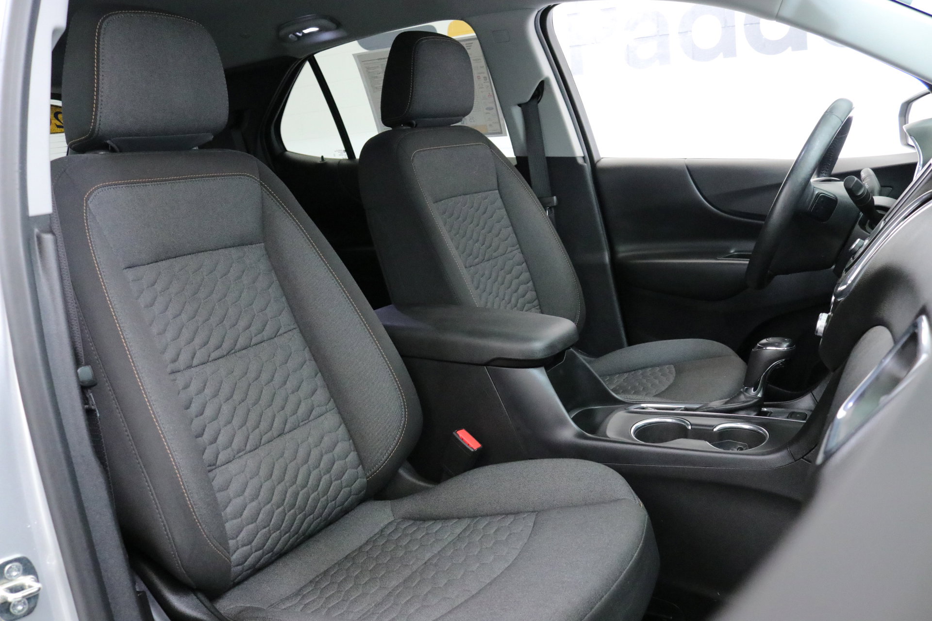 2019 Chevrolet Equinox LT photo 29