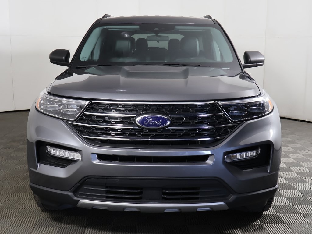 2023 Ford Explorer XLT photo 4