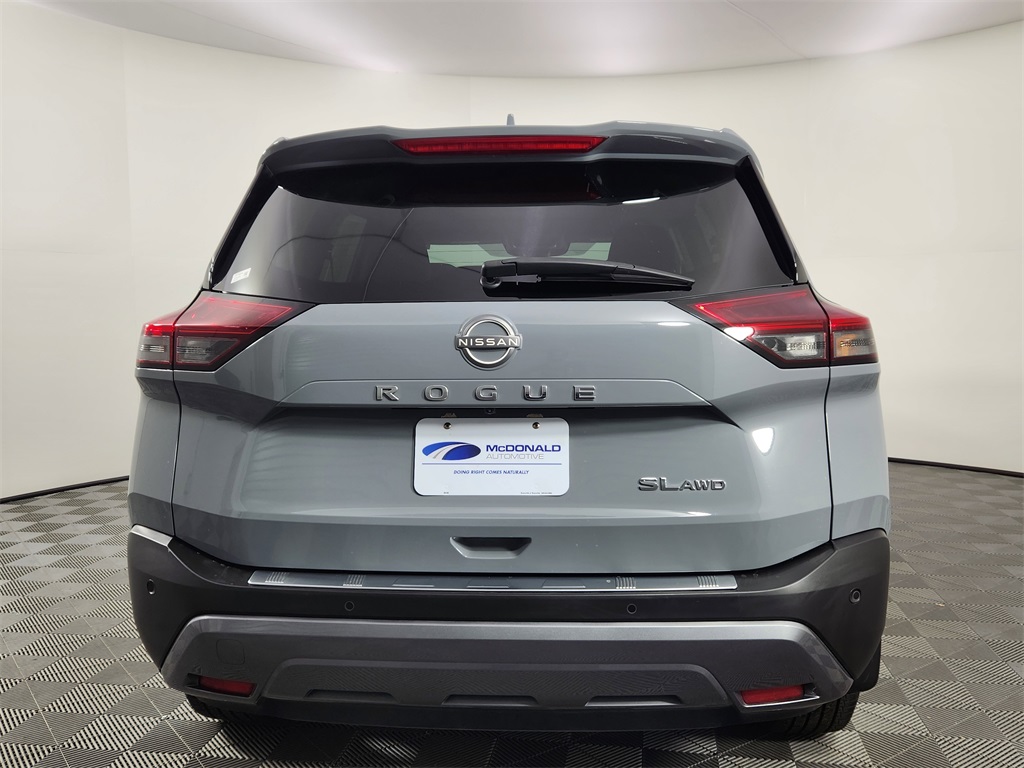 2023 Nissan Rogue SL photo 4