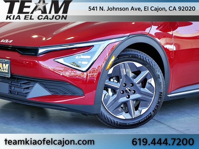 2025 Kia EV6 Light photo 3
