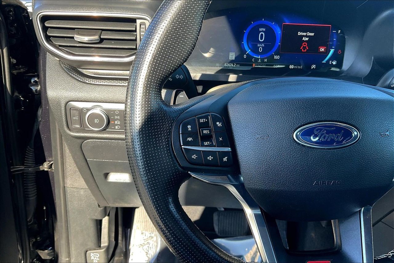 2020 Ford Explorer ST photo 9
