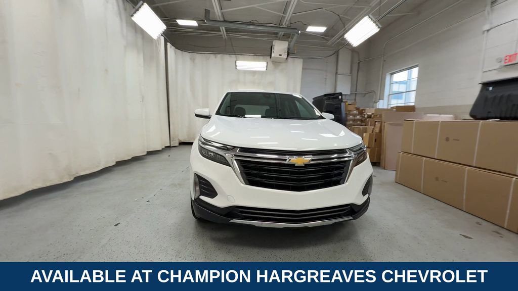 2023 Chevrolet Equinox LT photo 3