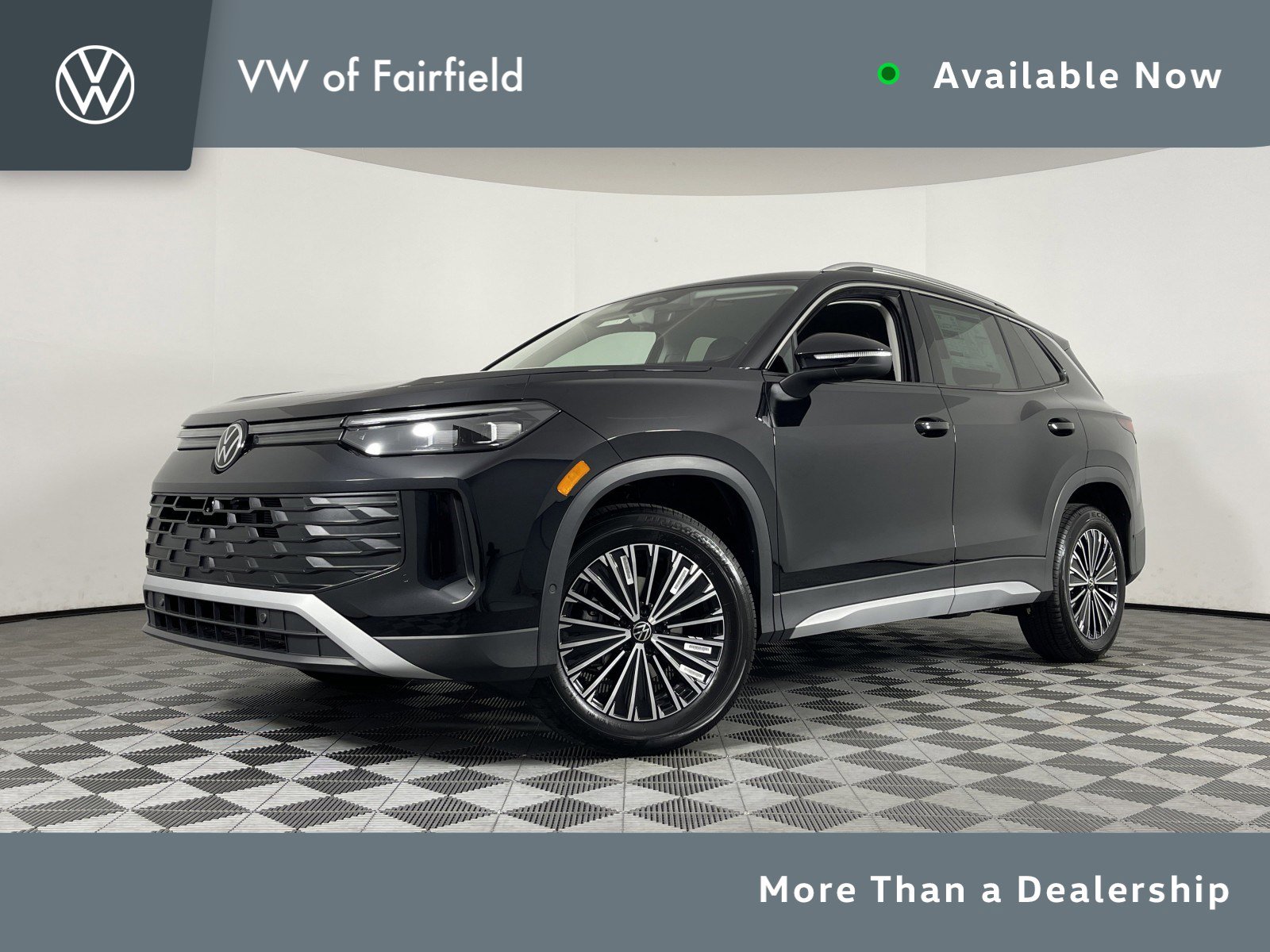 2025 Volkswagen Tiguan S's photo