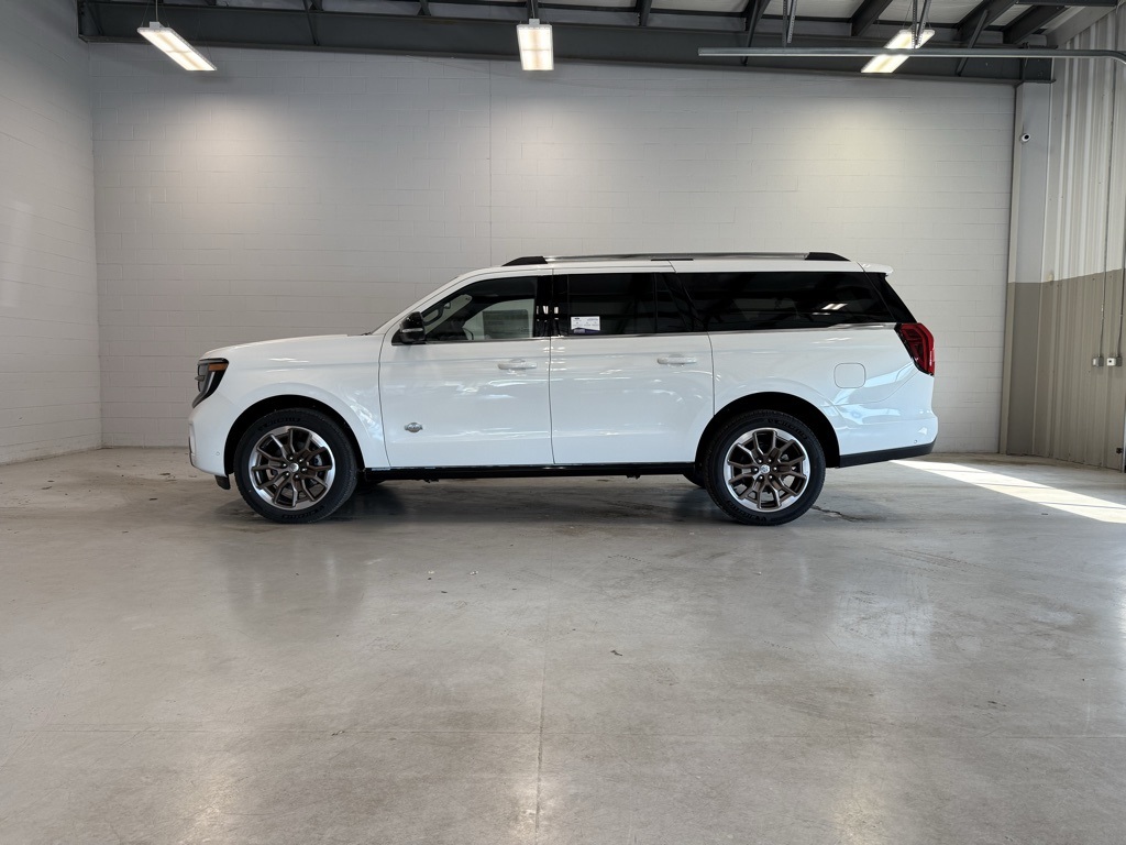 2025 Ford Expedition MAX King Ranch photo 2