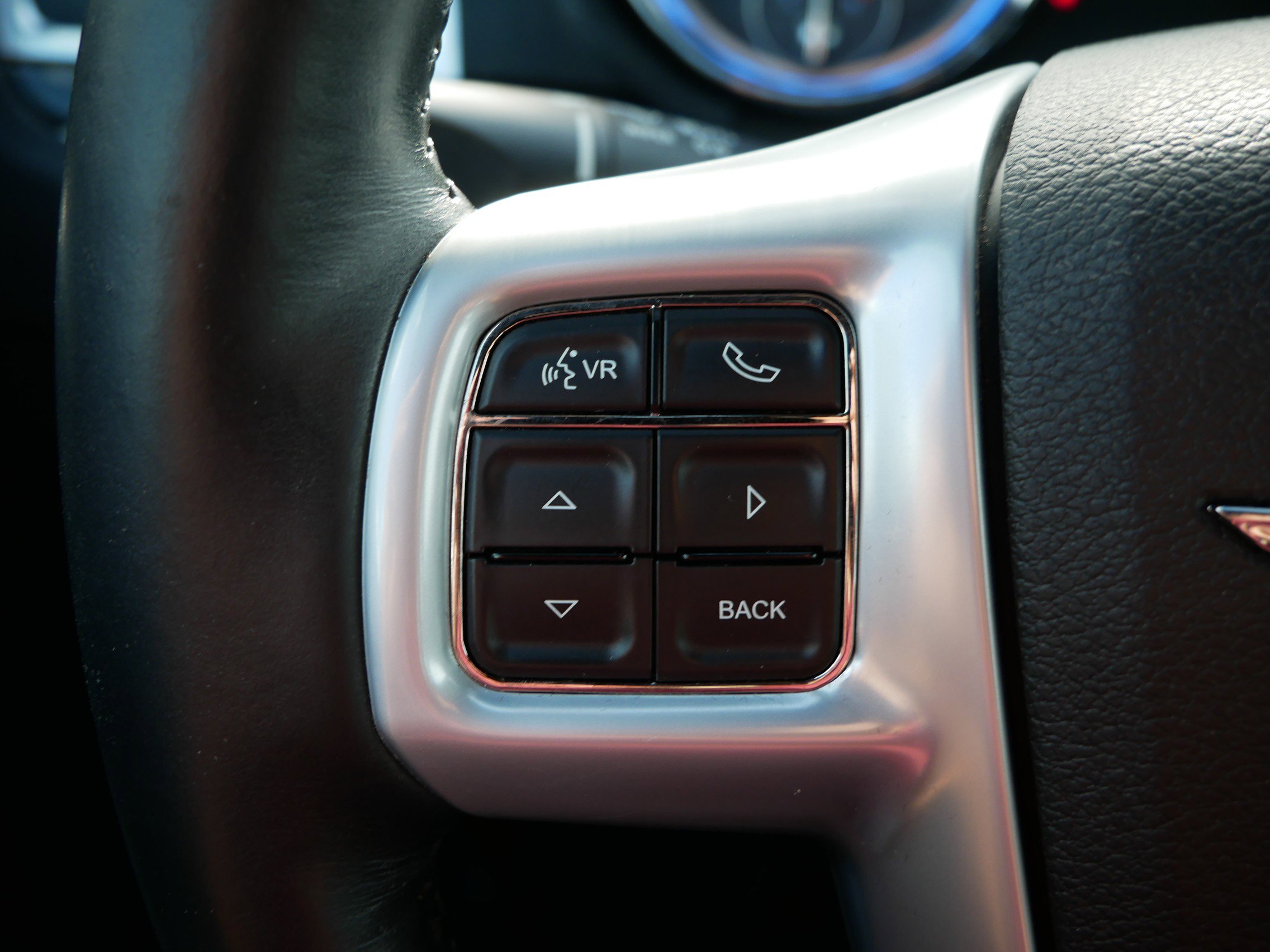 2013 Chrysler 300 photo 12