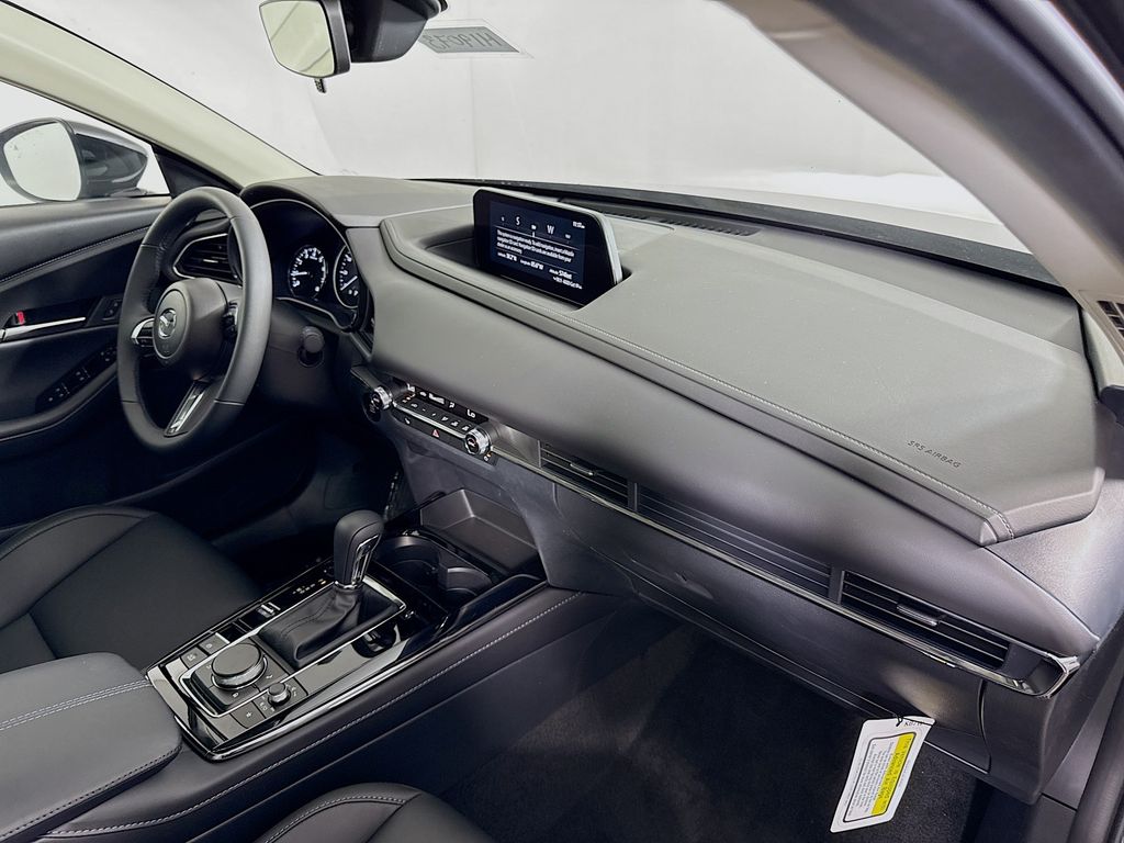 2025 Mazda CX-30 2.5 S Preferred photo 25