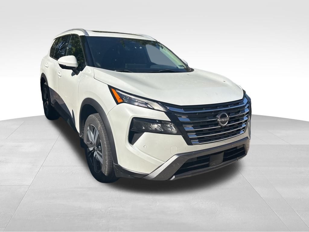 2024 Nissan Rogue SL photo 8