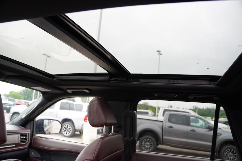 2024 Ford Expedition Limited photo 20