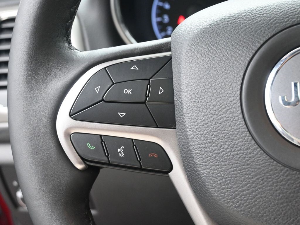 2019 Jeep Grand Cherokee Altitude photo 17