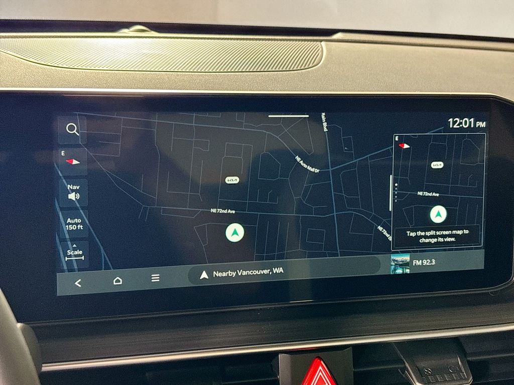 2026 Kia K5 GT-Line photo 16