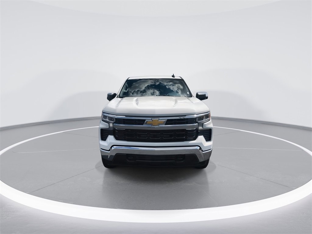 2025 Chevrolet Silverado 1500 LT photo 3