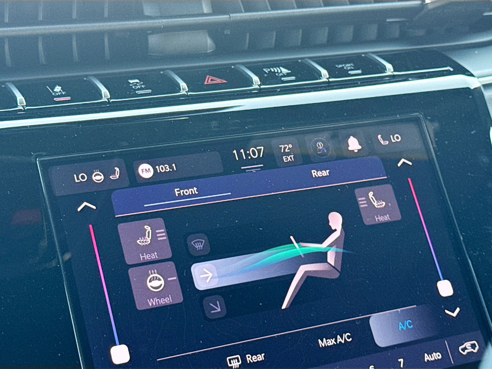 2025 Jeep Grand Cherokee Laredo Altitude photo 13
