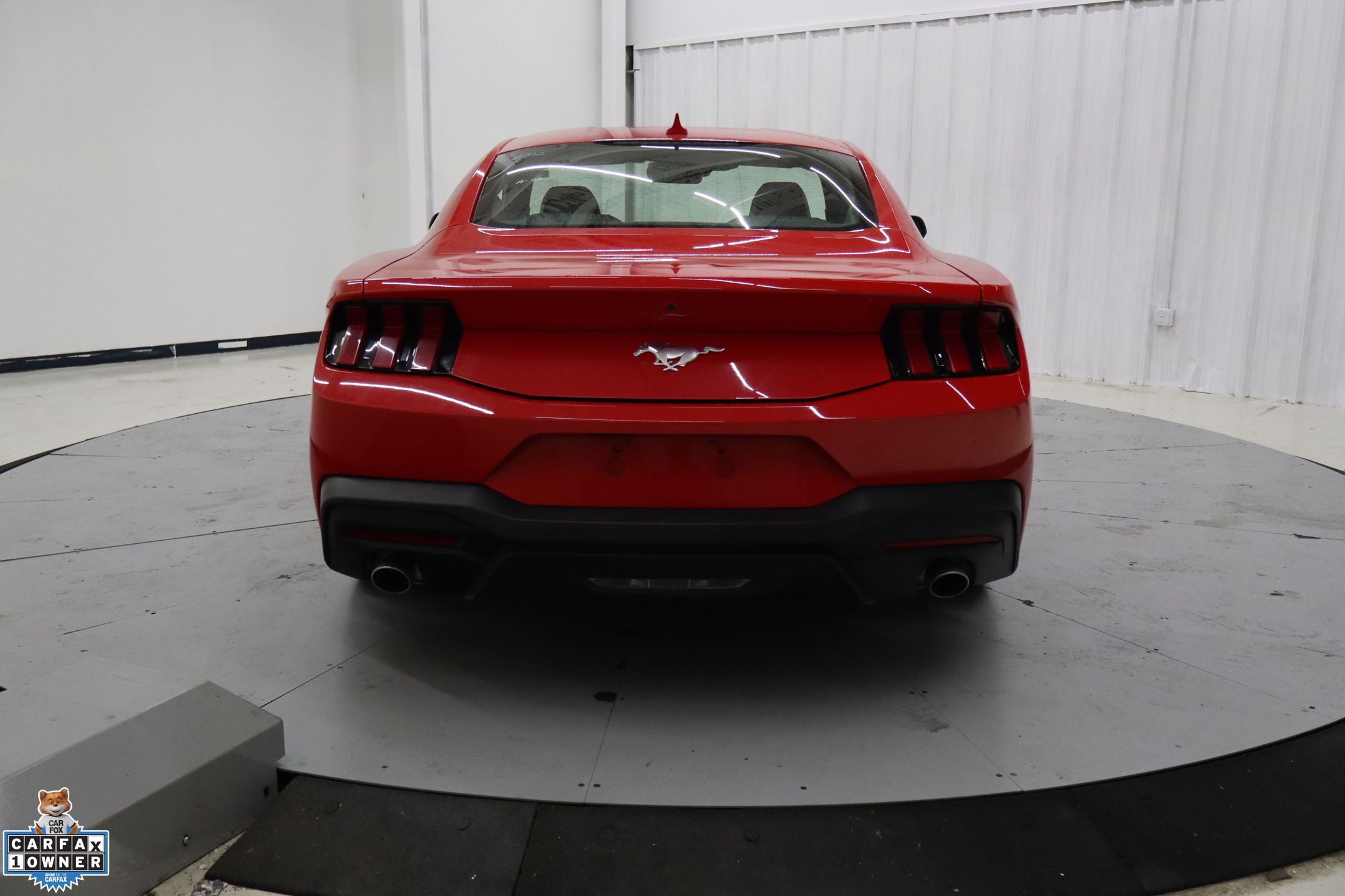 2024 Ford Mustang EcoBoost photo 4