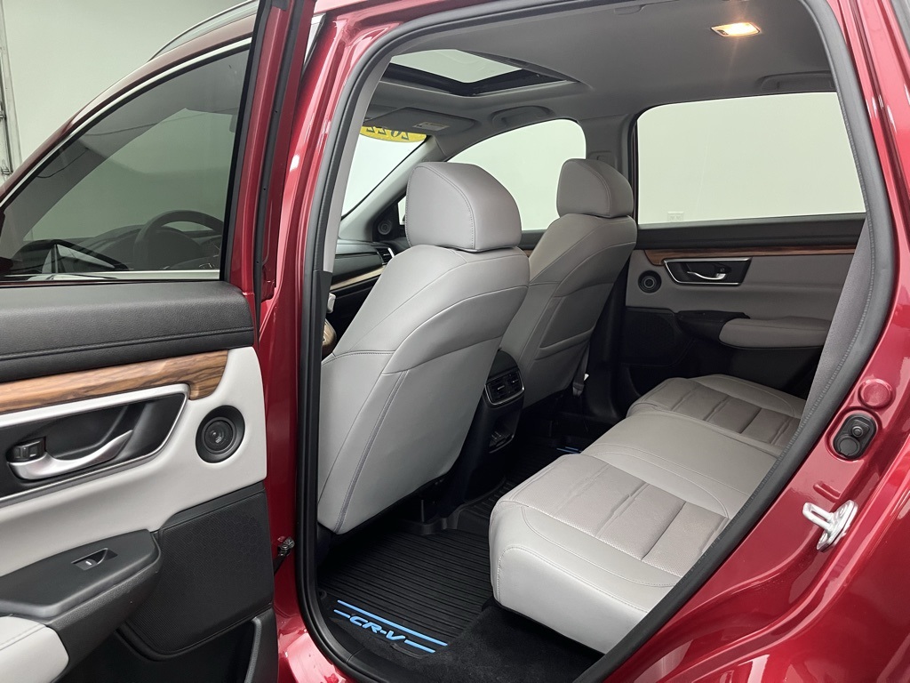 2022 Honda CR-V Hybrid Touring photo 30