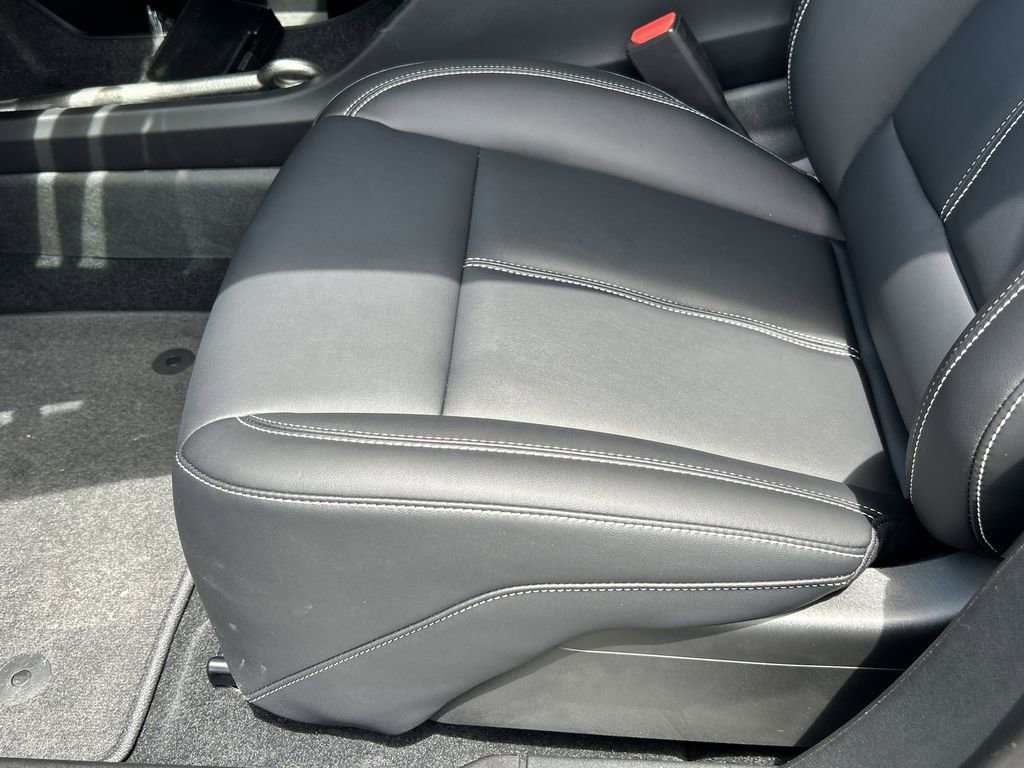 2025 Cadillac Optiq Luxury photo 17
