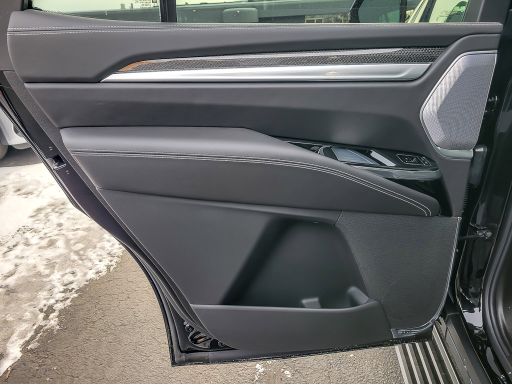 2026 CADILLAC ESCALADE - Image 19