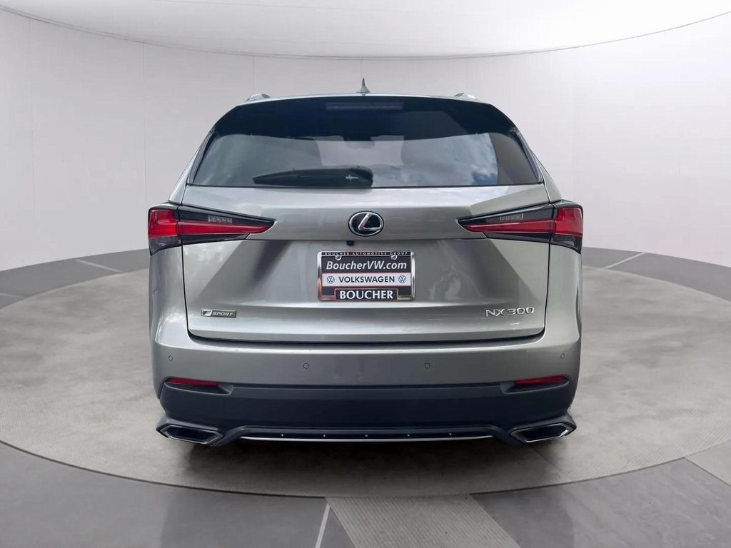 2021 Lexus NX 300 F SPORT photo 4