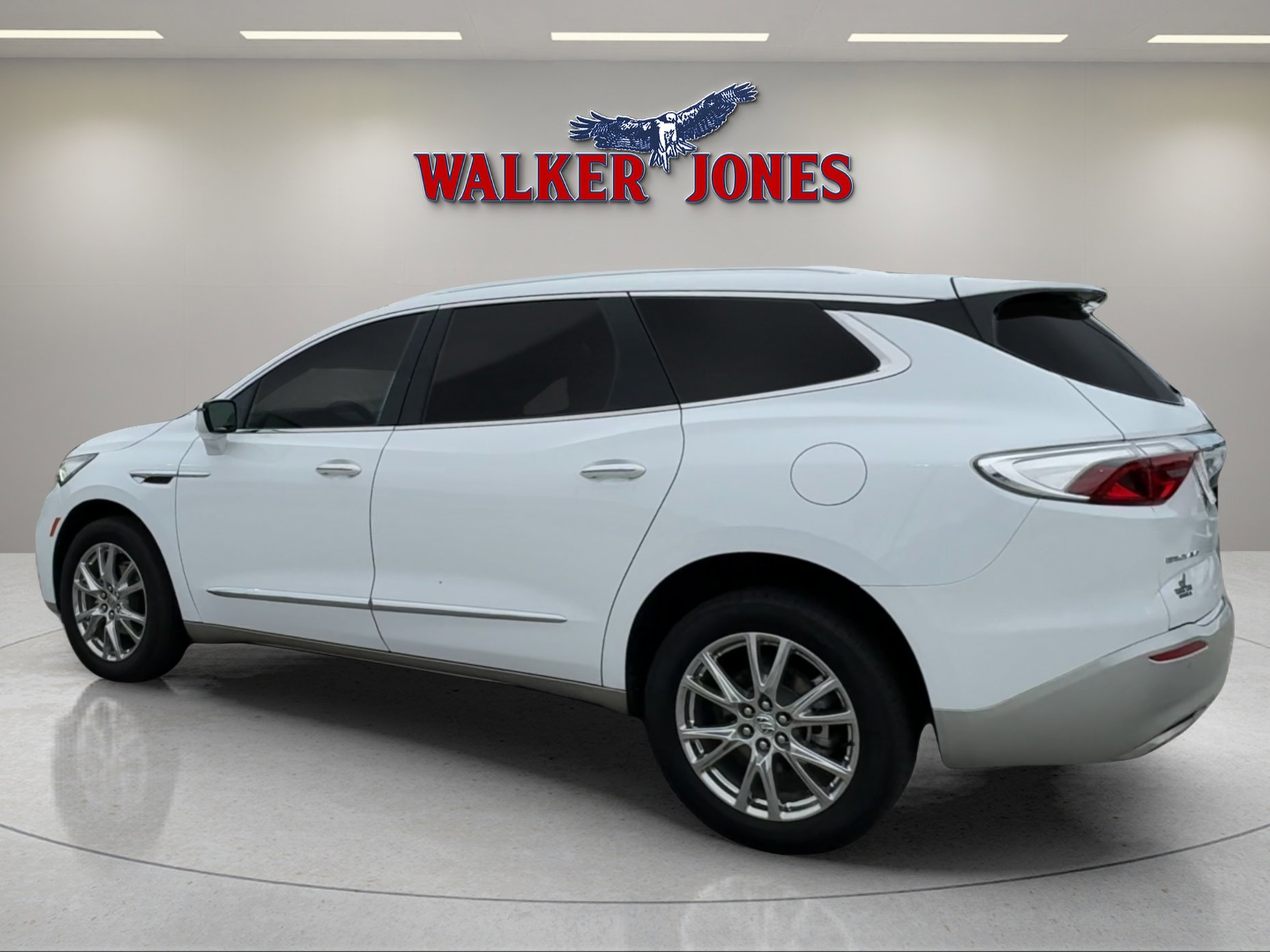 2024 Buick Enclave Essence photo 5