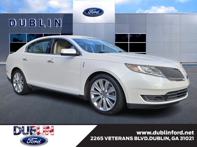 2014 Lincoln MKS Base's photo