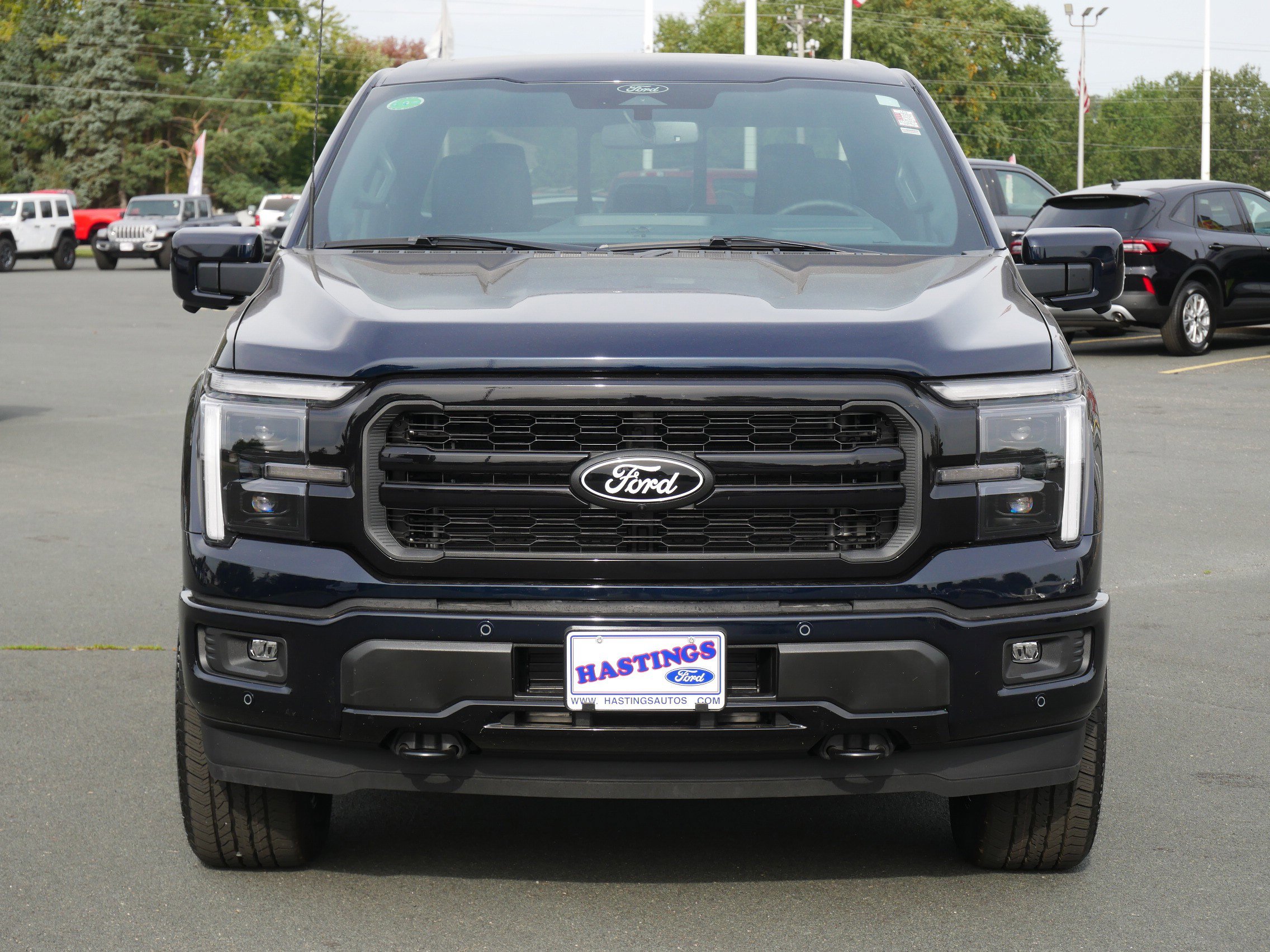 2025 Ford F-150 Lariat photo 4