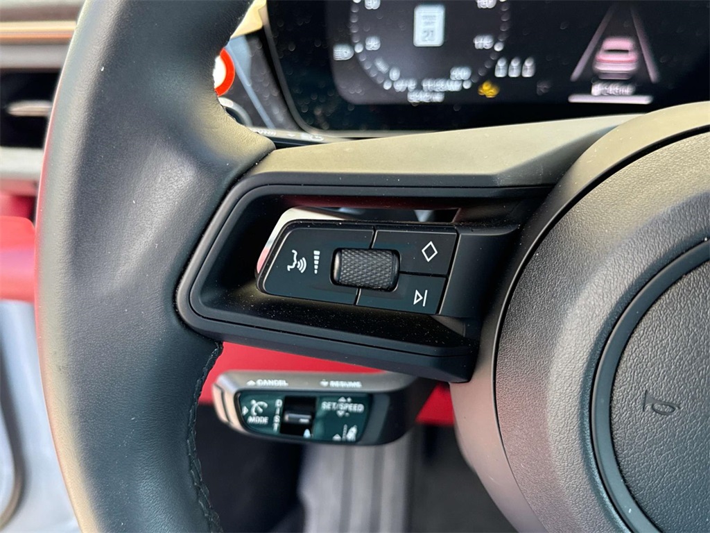 2024 Porsche Macan Electric 4 photo 25