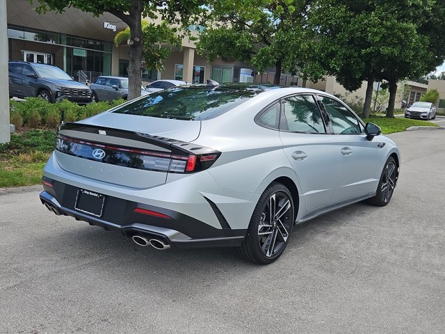 2025 Hyundai Sonata N Line photo 4