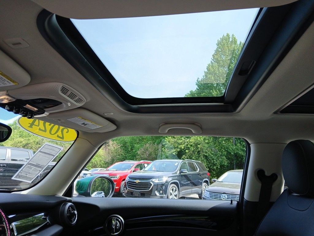 2024 Mini Cooper Hardtop S photo 42