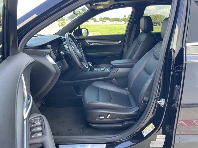 2024 Cadillac XT6 Luxury photo 8