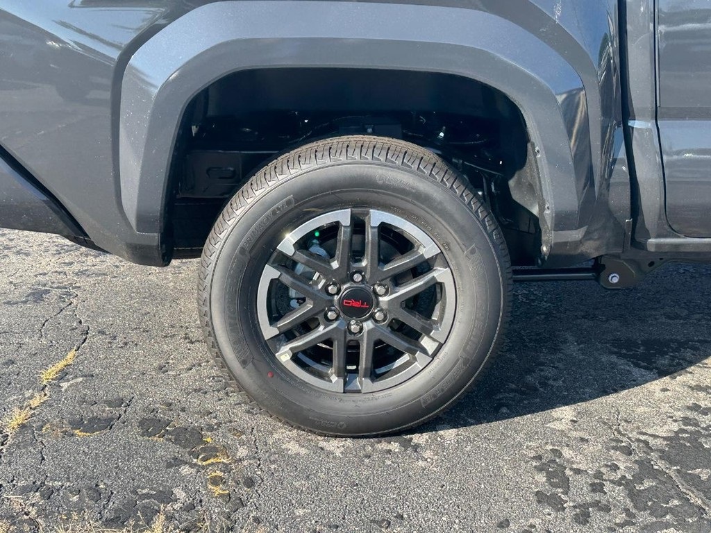 2025 Toyota Tacoma TRD Sport 4x4 Double Cab photo 4