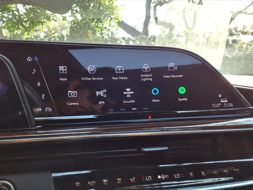 2023 Cadillac Escalade Premium Luxury photo 15