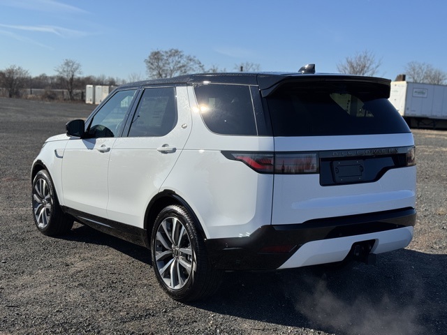 2025 Land Rover Discovery SE photo 2