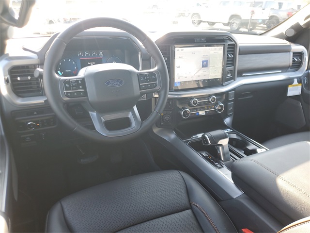 2025 Ford F-150 Lariat photo 11