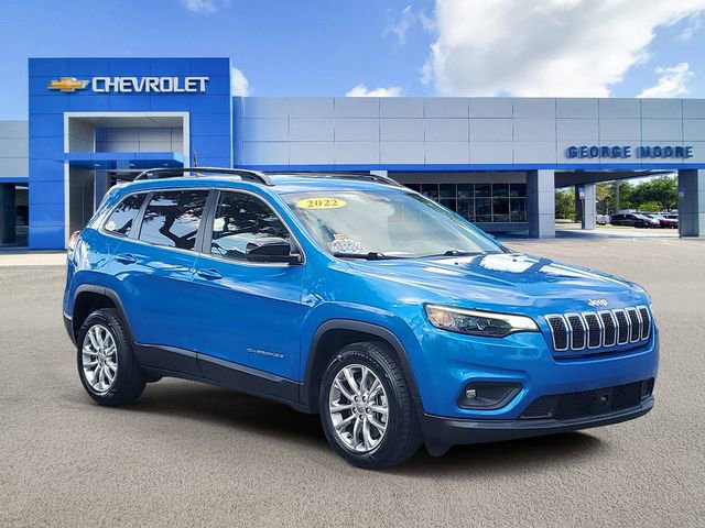 2022 Jeep Cherokee Latitude Lux's photo