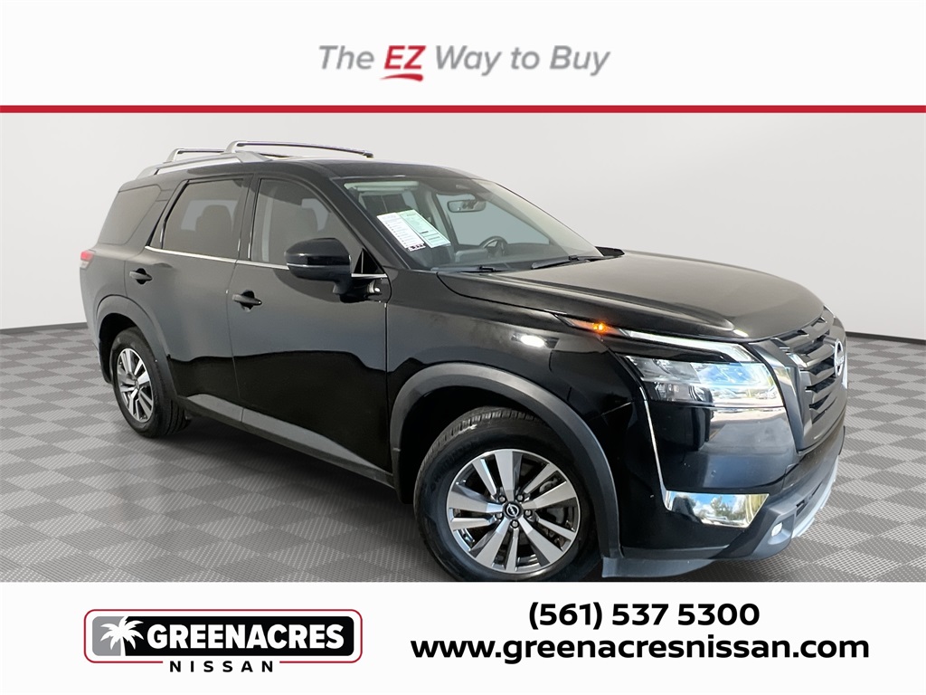 2023 Nissan Pathfinder SL