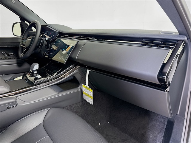 2025 Land Rover Range Rover Sport SE photo 29