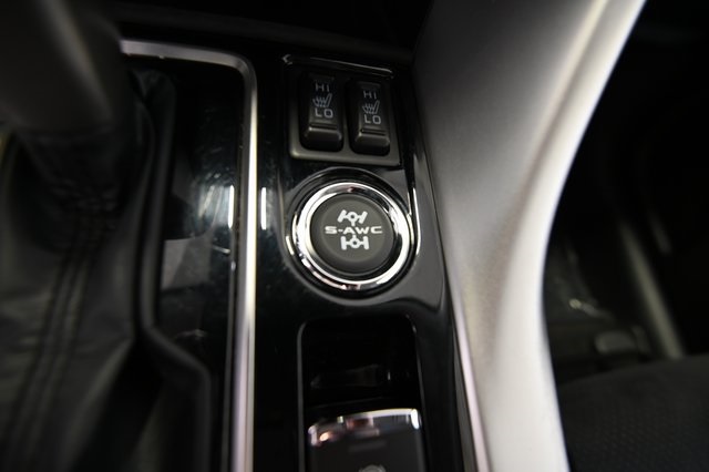 2024 Mitsubishi Eclipse Cross SE photo 20
