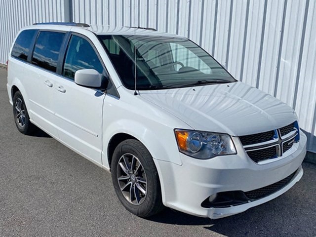 2017 Dodge Grand Caravan SXT photo 2